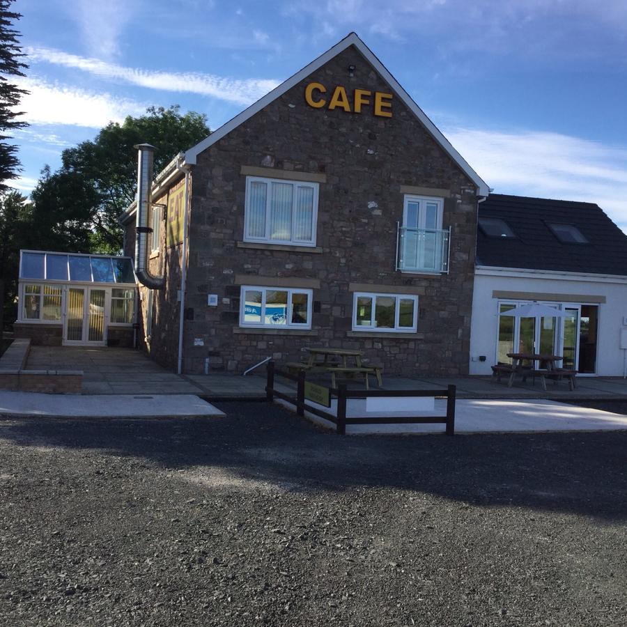 Eat And Sleep Lindisfarne Hostel Fenwick  Exterior photo